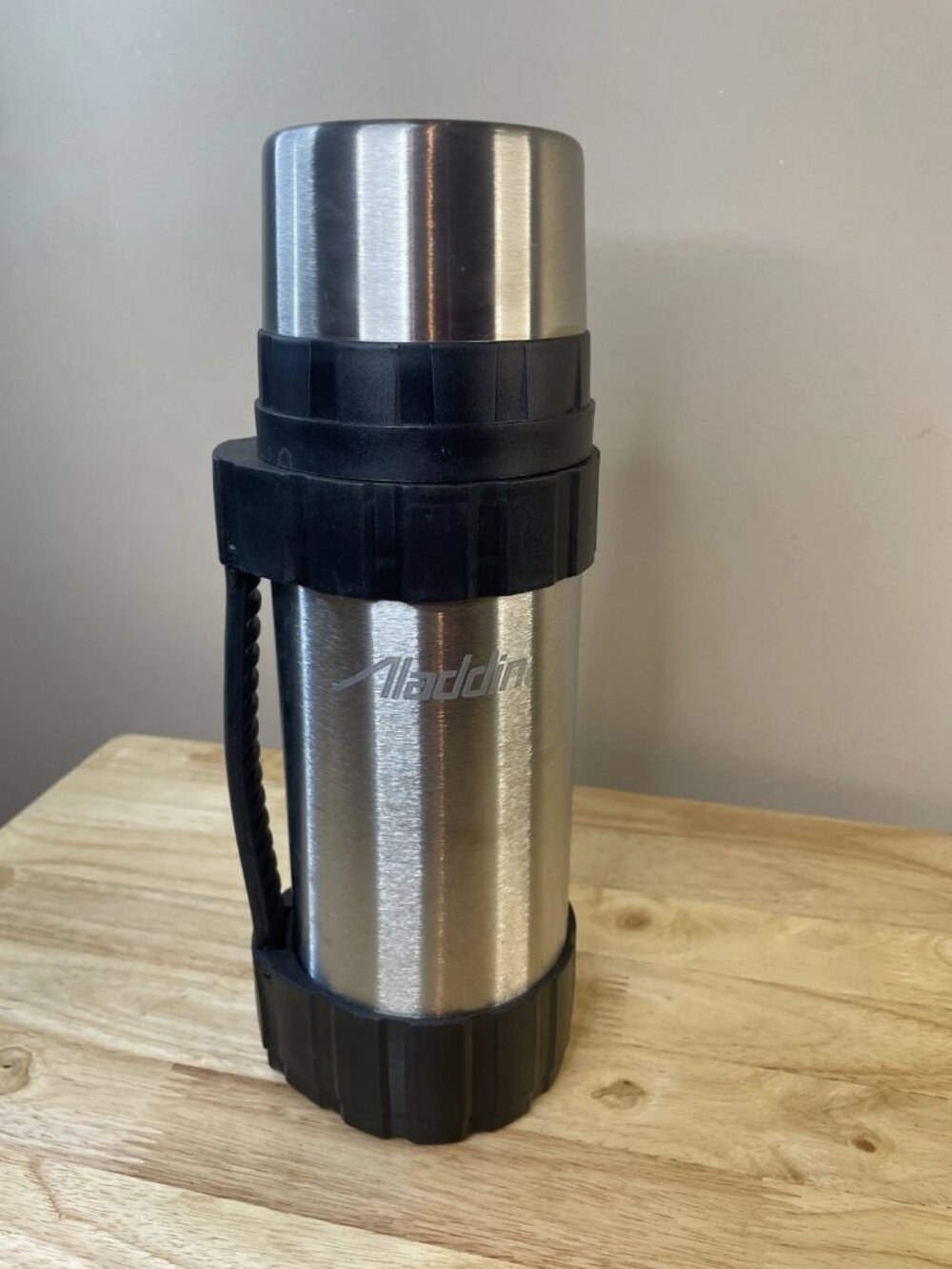 Aladdin SB-7100 Stainless Steel Vacuum Bottle Thermos 1 Liter Handle Cup Lid